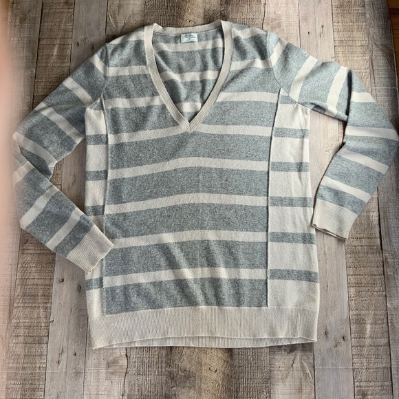 Madewell Wallace Grey Ivory Striped V Neck Soft Wool Blend Tunic Sweater M - Picture 5 of 11